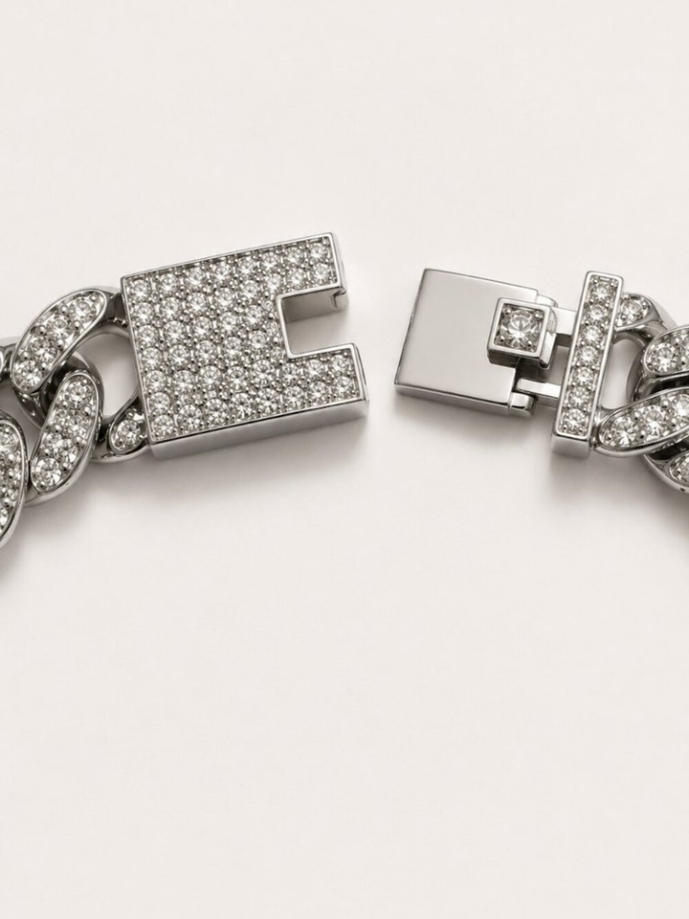 Unisex Iced-Out Cuban Link Bracelet Silver Tone Metal Pavé Crystal NWOT - Picture 5 of 5